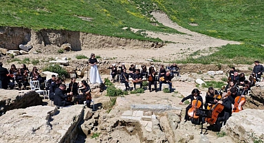 Perinthos Anti Kenti'nde 2 bin yıl sonra müzik yankılandı