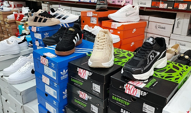 Yeni Sezon Açıldı! Kırklareli'nde Günlük Spor Ayakkabılar Satışta