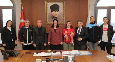 Yesevi Heyetinden Başkan Filiz Gencan'a Önemli Ziyaret