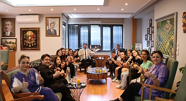 Başkan Fırat Yayla Gençleri Ağırladı: Büyük Gurur