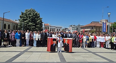 CHP ve Sivil Toplumdan Edirne'de Anlamlı 19 Mayıs Töreni