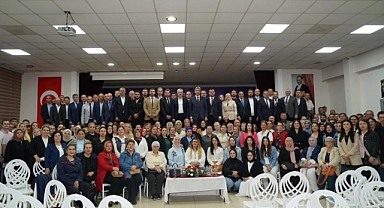 Kırklareli'nde AK Parti İl Danışma Toplantısında Birlik ve İstişare Vurgusu