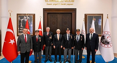 Kırklareli Valiliği'nde Duygulandıran Buluşma!