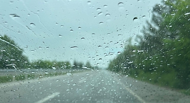 Trakya’da Yağışlı Hava Cuma Günü de Devam Ediyor
