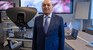 TÜRKİYE’DE BİR İLK:  5G İLE ‘UZAKTAN ROBOTİK CERRAHİ UYGULAMASI’ GERÇEKLEŞTİRİLDİ 