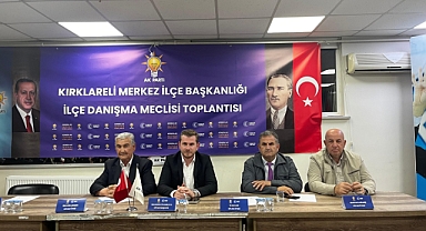 AK Parti Merkez İlçe Danışma Meclisi Toplantısı Yoğun Katılımla Gerçekleştirildi