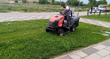 Lüleburgaz'da Kent Genelinde Temizlik ve Ot Biçme Çalışması