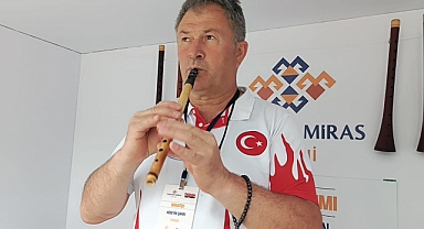 Marmaraereğlisi'nden Gelen Usta Sanatçı Geleneksel Ezgileri Geleceğe Taşıyor