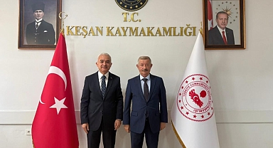 Vali Uğur Turan Dönem Arkadaşıyla Bir Araya Geldi